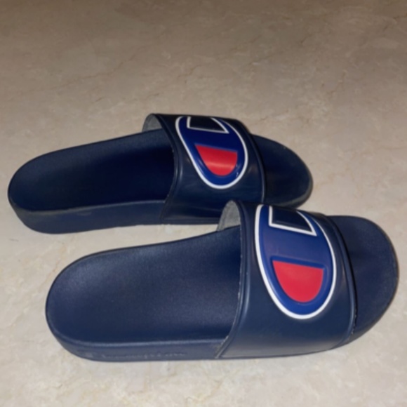 Champion Slides Slip On Sandals Navy Men’s Size 5 UNISEX - Picture 2 of 3
